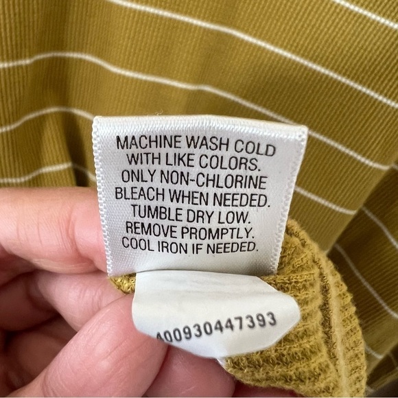 Ribbed long sleeve top Size XL - Picture 10 of 12